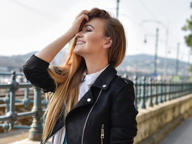 Ezzel a barátnős-vacsizós szettel búcsúzik Laura