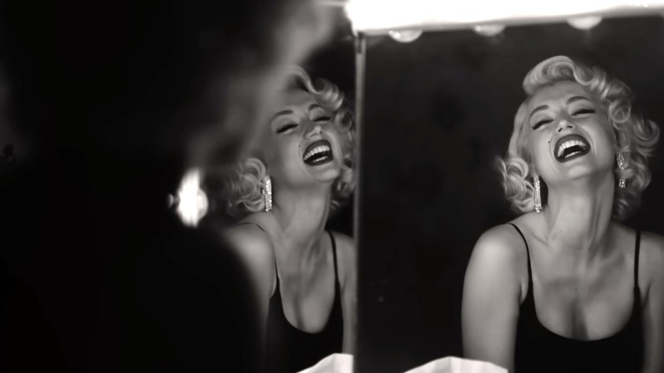 Marilyn Monroe szerepében a kubai származású Ana de Armas látható