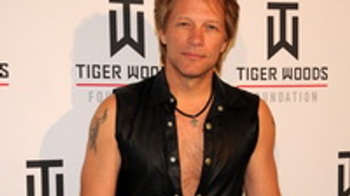 Jön a Bon Jovi parfüm az Avontól