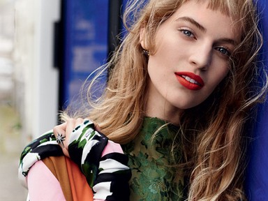 Axente Vanessa Antwerpenben hipnotizál az ősz kulcsdarabjaiban