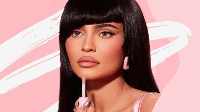 Kylie Jenner elhozta az új frizura-trendet. Te bevállalnád? 