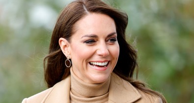 8 mesébe illően gyönyörű kabát, amiben Katalin hercegné egyszerűen tündökölt: a walesi hercegné stílustrükkjét te is imádni fogod