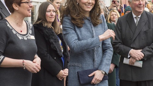 Kate Middleton, nekünk adod a kabátod?