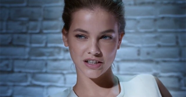 Palvin Barbi Elemi ösztön