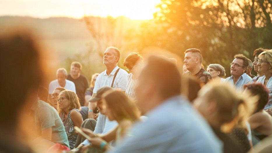 Rájátszás, Szabó Balázs Bandája, Analog Balaton, dödölle és grillázs - augusztusban ismét Margófeszt Szentgyörgyváron