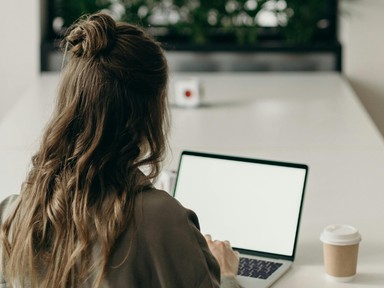 Négy tipp, hogy kitartó és motivált maradj a munkahelyeden az év végi hajrában is