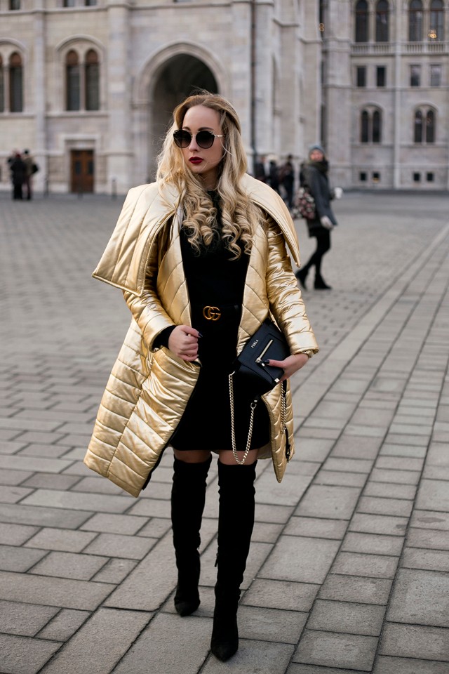 Flóra megmutatja ma a kedvenc kabátját