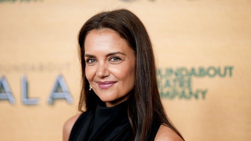 Katie Holmes bebizonyította, hogy a meztelenruha lehet bizony előkelő is!