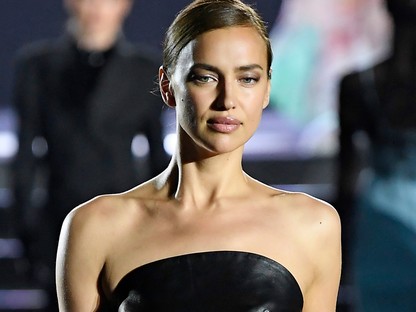 Szakítás után: Irina Shayk szexi dominaként tért vissza a kifutóra