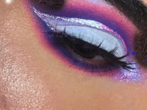 Pénisz-szemöldök az új trend? Nem fogsz hinni a szemednek!