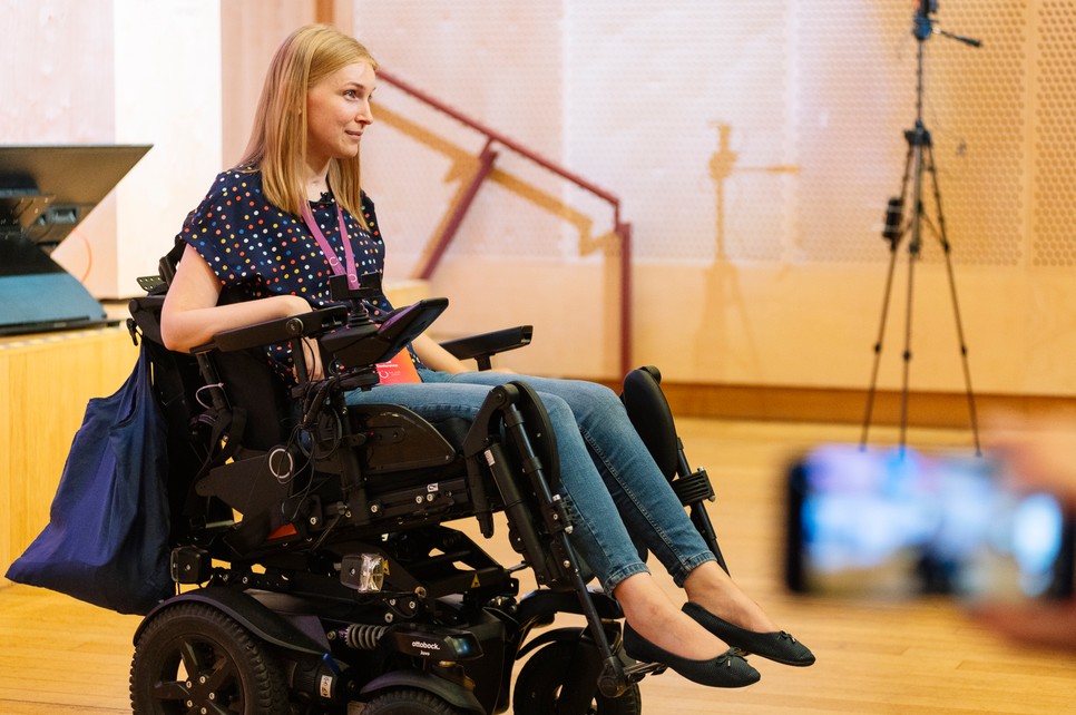 Temesvári Orsolya coachként és előadóként segít másokat abban, hogy még a legnehezebb helyzeteken is képesek legyenek felülemelkedni