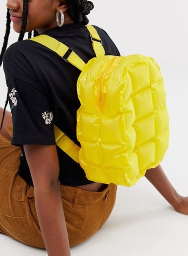 Bubble táska ASOS.com