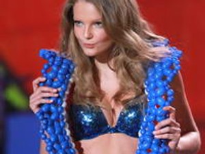 Enikő-varázslat a kifutón!