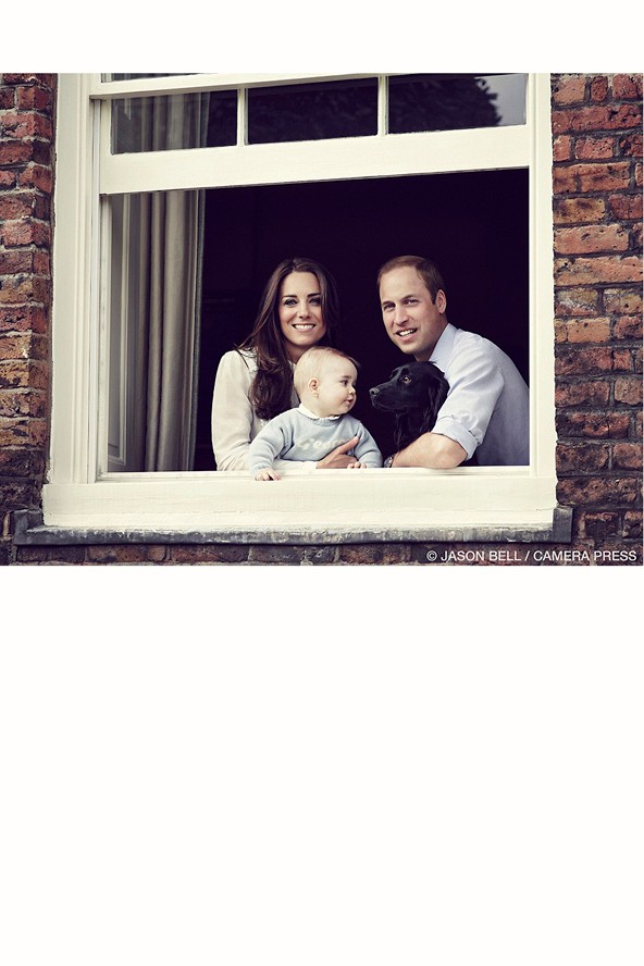 Kate Middleton és Vilmos herceg kutyája Lupo, a fekete spániel. A kutyus sikere garantált volt azzal, hogy a királyi család magához vette. Szinte rögtön királyi ebként kezdték emlegetni és még egy könyv szerzőjét is megihlette, és Lupo elképzelt történeteit mesekönyvbe foglalta. 