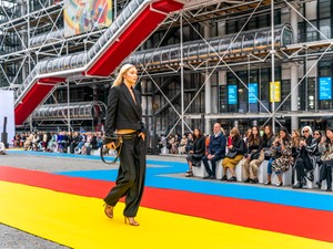 A párizsi divathét és a 2023-as tavaszi kollekciók a divatteoretikus szemével