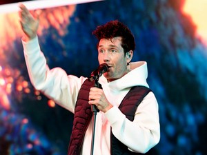 „Mind küzdünk olyan narratívákkal a fejünkben, amelyek nem válnak a hasznunkra” - interjú a Bastille zenekar tagjaival