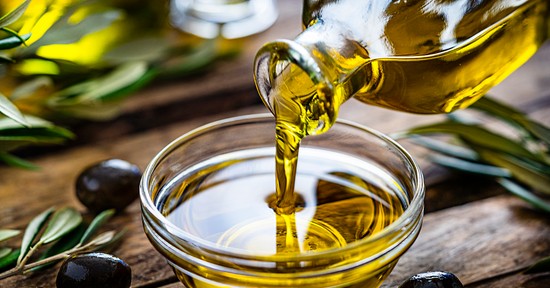 Egy hétig olívaolaj felest ittam minden nap, elképesztő hatással volt a testemre