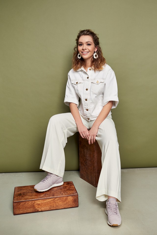 Szécsi Böbe zenéje szeretnivaló és egyre népszerűbb