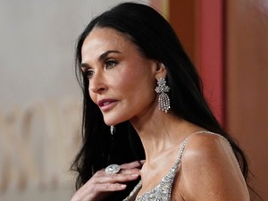 A csalódott Demi Moore ezzel az egyetlen szóval reagált arra, hogy nem ő nyerte az Oscart