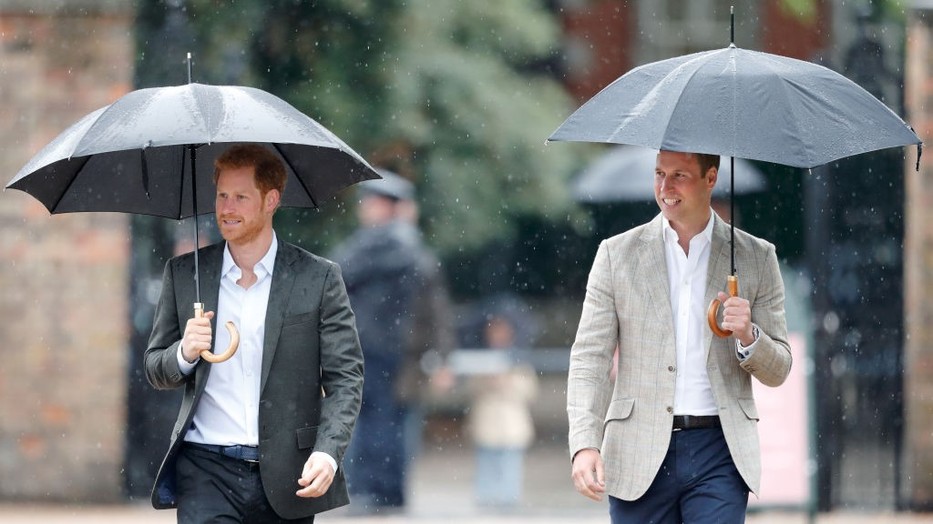Fotók bizonyítják, hogy Vilmos hercegnek és Harry hercegnek borzalmas a kapcsolata
