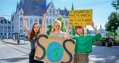 Iskolás aktivisták sztrájkolnak a jövőnkért. Vajon mi cselekszünk végre?