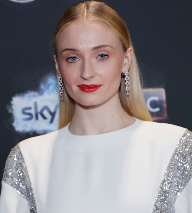 Elképesztő összeget kapnak a Trónok harca színészei egy epizódért