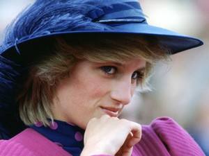 34 év után került elő egy Diana hercegnéhez kapcsolódó doboz, hihetetlen, miket találtak benne