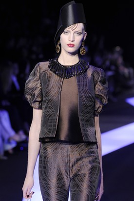 Axente Vanessa az Armani Privé haute couture show-n