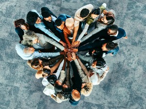 4+1 napos munkahét másképp - ezek a legnagyobb előnyei a szakértő szerint