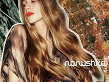 Új üzletet nyit Nanushka